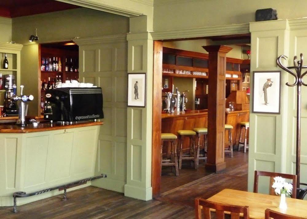 The George Inn Lower Brailes Eksteriør billede